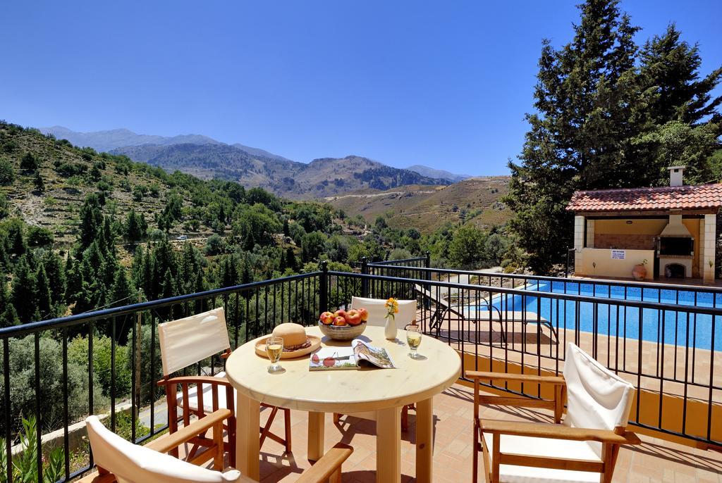 Villa Oreinothea à Thérison Extérieur photo