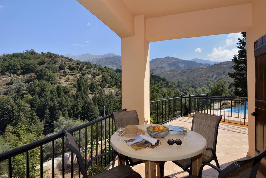 Villa Oreinothea à Thérison Extérieur photo
